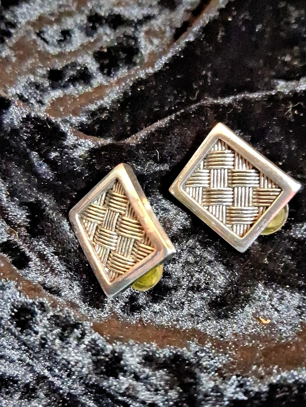 Geometric Clip-On Earrings in Silver Basket Weave Pattern .p